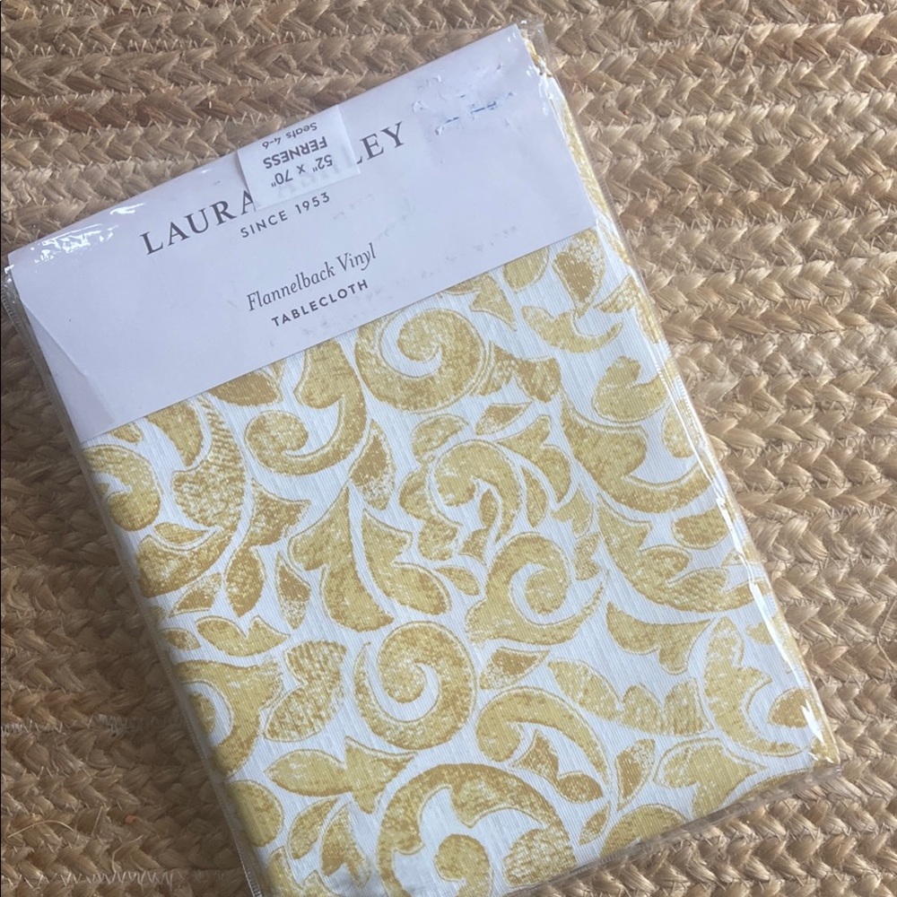 Laura Ashley Yellow Ferness Tablecloth Flannelback Vinyl 52x70